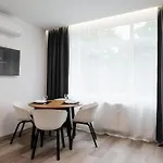 Evuri Apartment *