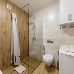 Apartment Evuri *