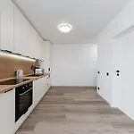 Evuri Apartment *